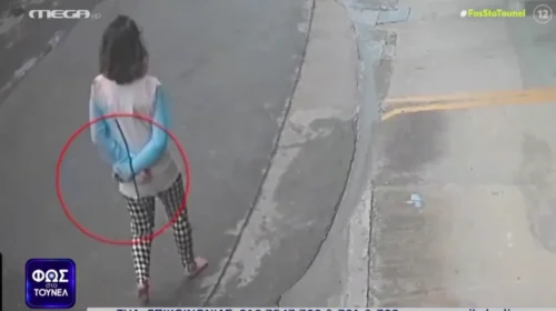 Σοκάρει το βίντεο από τη Νεάπολη: Ζήτησε βοήθεια δεμένη πισθάγκωνα, αλλά δεν πρόλαβε να πει ποιος το έκανε