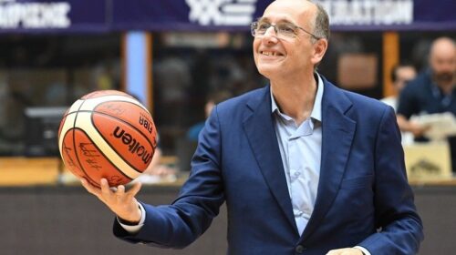 Αντί για ριμπάουντ, μάζευαν μετρητά: Ο “θησαυρός” των 850.000€ στα σπίτια των 6