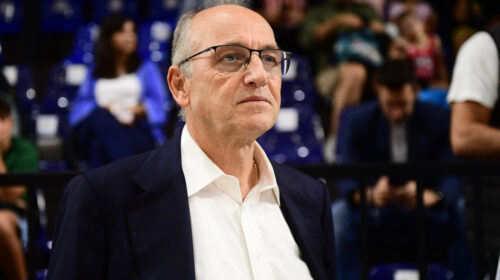 Basketgate: Ο Λιόλιος βλέπει παντού πλεκτάνες, εκβιασμούς και… ορθογραφικά λάθη στη δικογραφία